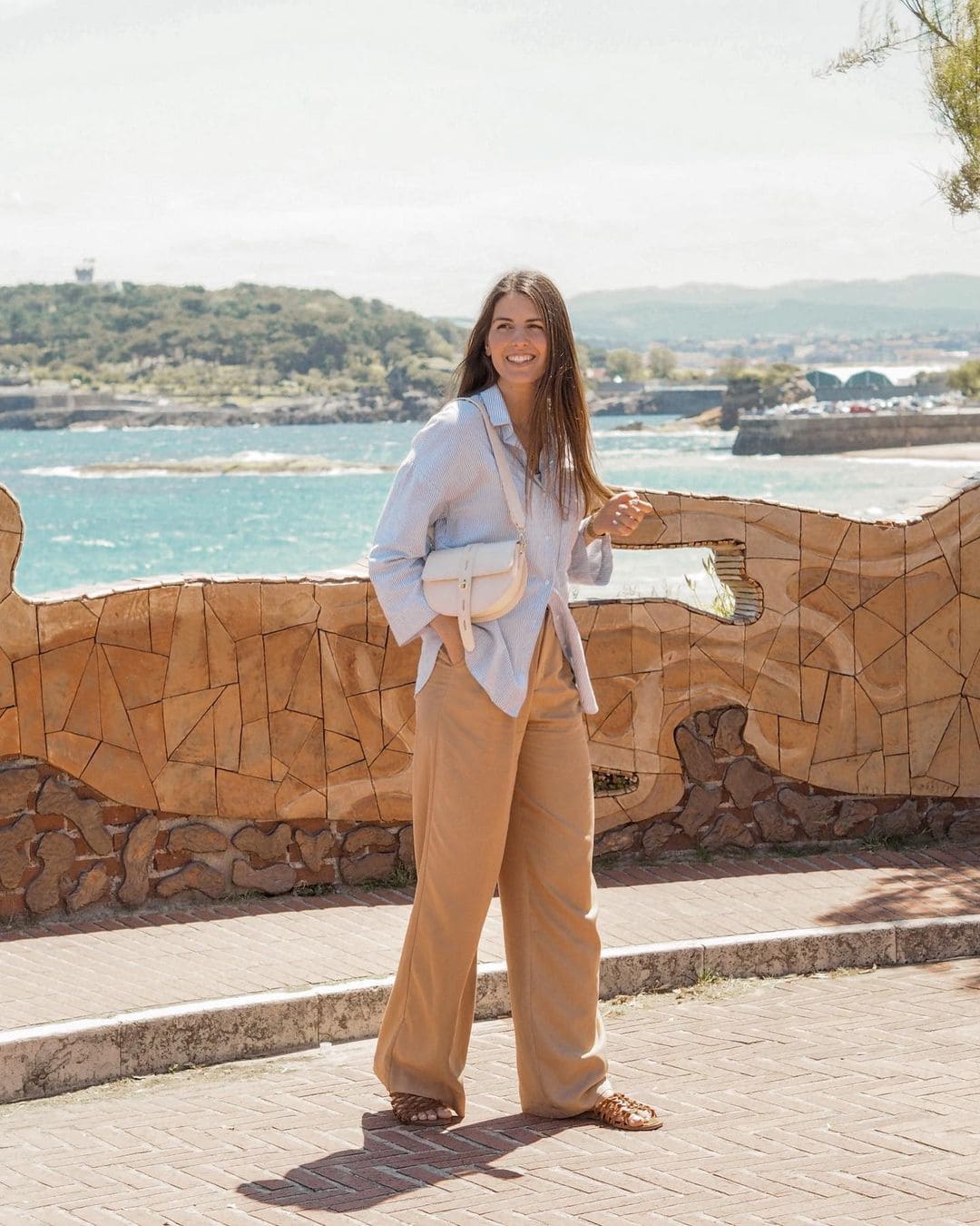 Evelin Nora - Agencia de Influencer Marknaic MKT